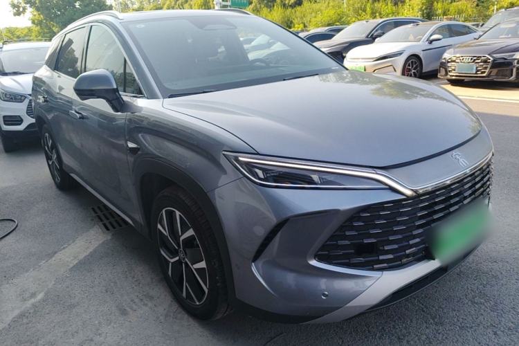 Used BYD Song L DM-i 2025 Intelligent Driving Version 160 km Beyond-Range Type Front Right 45 Deg