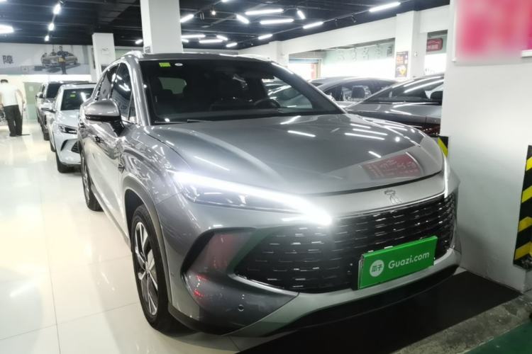 Used BYD Song L DM-i 2025 Intelligent Driving Version 160 km Beyond-Range Type Front Right 45 Deg
