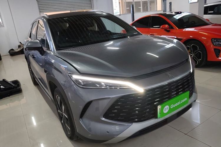 Used BYD Song L DM-i 2025 Intelligent Driving Version 160 km Beyond-Range Type Front Right 45 Deg