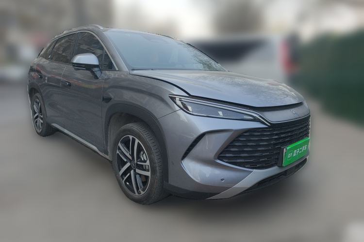 Used BYD Song L DM-i 2025 Intelligent Driving Version 112 km Beyond-Range Type Front Right 45 Deg