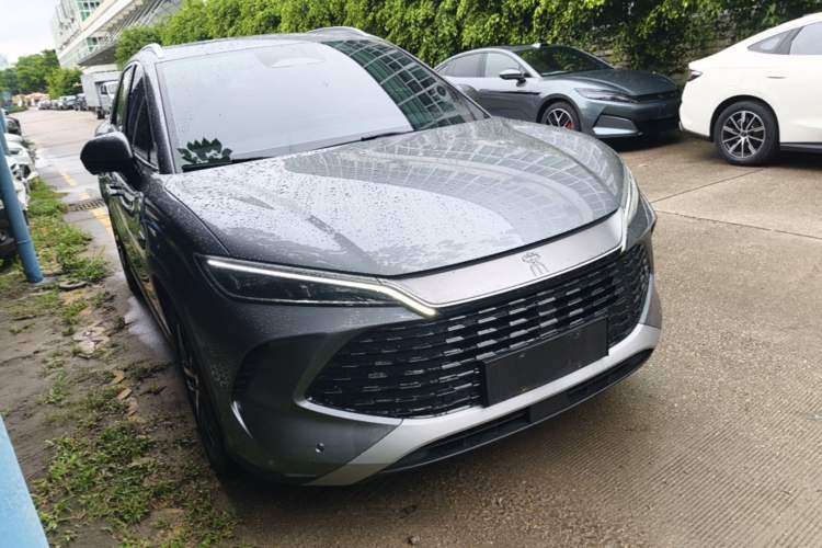 Used BYD Song L DM-i 2025 Intelligent Driving Version 112 km Beyond-Range Type Front Right 45 Deg