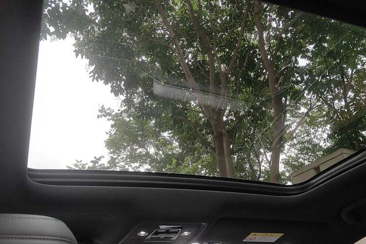 Used BYD Song L DM-i 2025 Intelligent Driving Version 112 km Beyond-Range Type Headliner