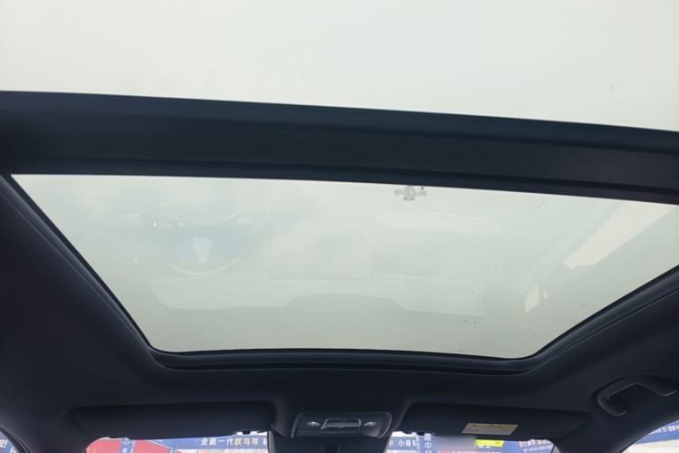 Used BYD Song L DM-i 2025 Intelligent Driving Version 160 km Beyond-Range Type Headliner