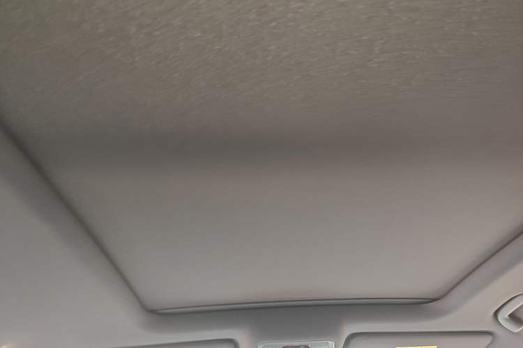 Used BYD Song L DM-i 2025 Intelligent Driving Version 160 km Beyond-Range Type Headliner