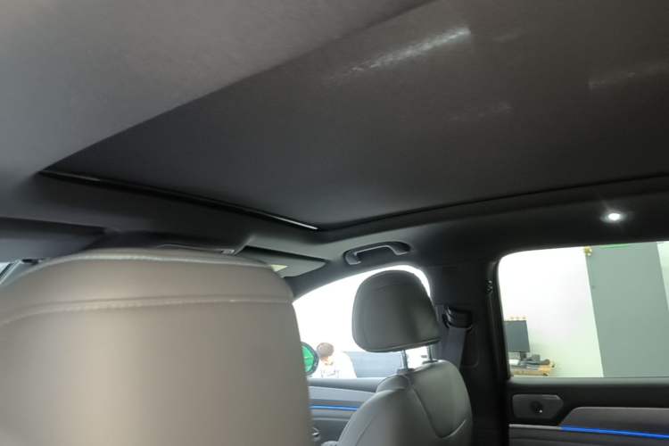 Used BYD Song L DM-i 2025 Intelligent Driving Version 160 km Excellence Edition Headliner
