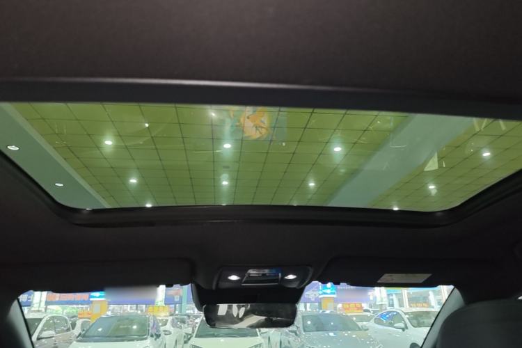 Used BYD Song L DM-i 2025 Intelligent Driving Version 160 km Beyond-Range Type Headliner