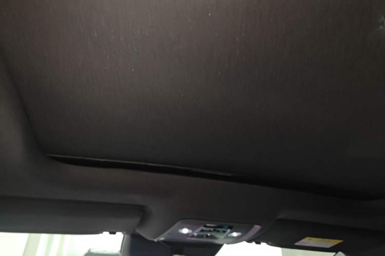 Used BYD Song L DM-i 2025 Intelligent Driving Version 112 km Beyond-Range Type Headliner
