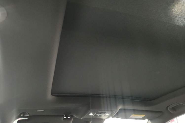 Used BYD Song L DM-i 2025 Intelligent Driving Version 112 km Beyond-Range Type Headliner