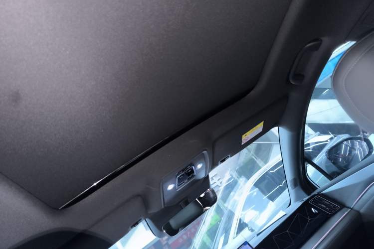 Used BYD Song L DM-i 2025 Intelligent Driving Version 160 km Beyond-Range Type Headliner