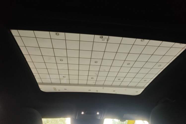 Used BYD Song L DM-i 2025 Intelligent Driving Version 112 km Beyond-Range Type Headliner
