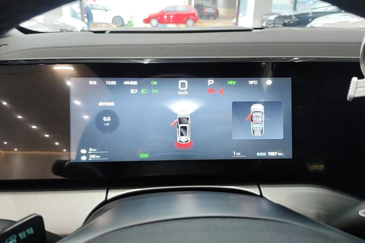 Used BYD Song L DM-i 2025 Intelligent Driving Version 112 km Beyond-Range Type Instrument Cluster