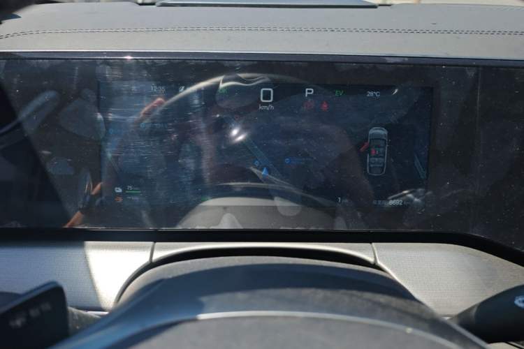 Used BYD Song L DM-i 2025 Intelligent Driving Version 160 km Beyond-Range Type Instrument Cluster