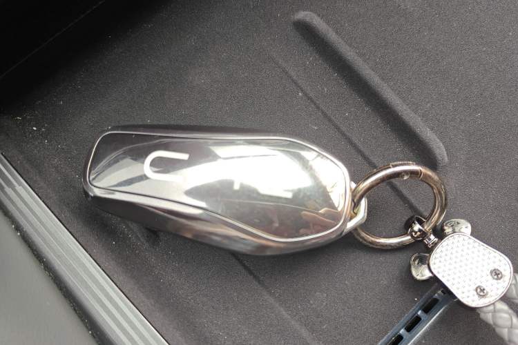 Used BYD Song L DM-i 2025 Intelligent Driving Version 160 km Beyond-Range Type Interior 1