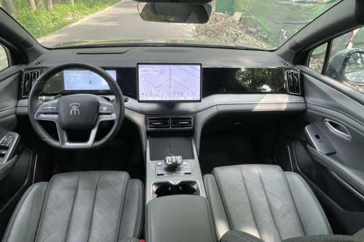 Used BYD Song L DM-i 2025 Intelligent Driving Version 112 km Leading Trim Interior 1