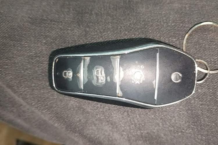 Used BYD Song L DM-i 2025 Intelligent Driving Version 160 km Beyond-Range Type Interior 1