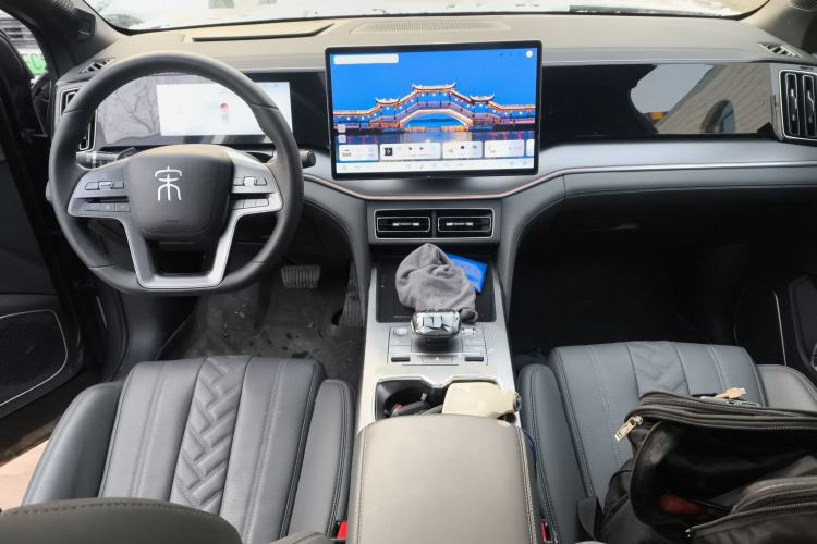 Used BYD Song L DM-i 2025 Intelligent Driving Version 112 km Beyond-Range Type Interior 2