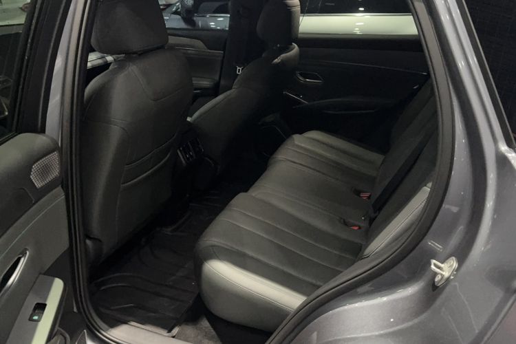 Used BYD Song L DM-i 2025 Intelligent Driving Version 112 km Leading Trim Interior 2