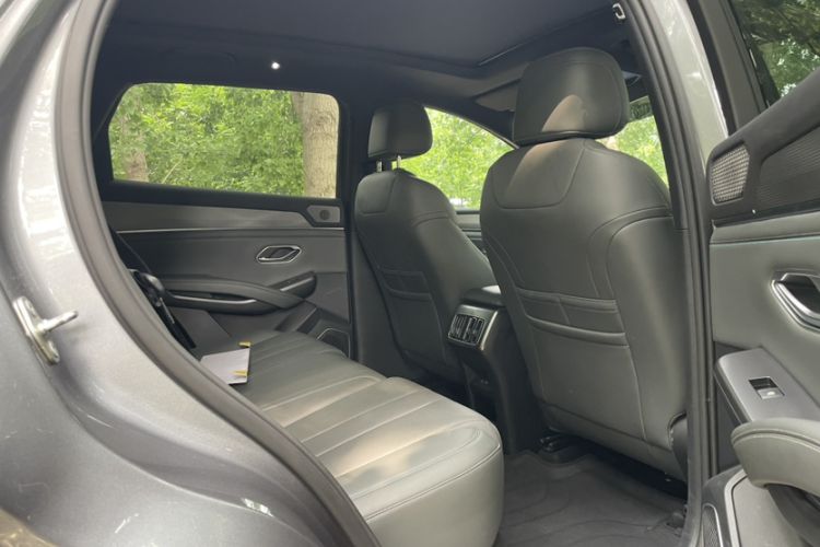 Used BYD Song L DM-i 2025 Intelligent Driving Version 112 km Leading Trim Interior 3