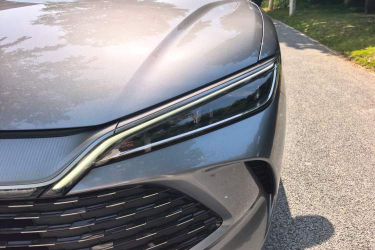 Used BYD Song L DM-i 2025 Intelligent Driving Version 160 km Beyond-Range Type Left Front Headlight