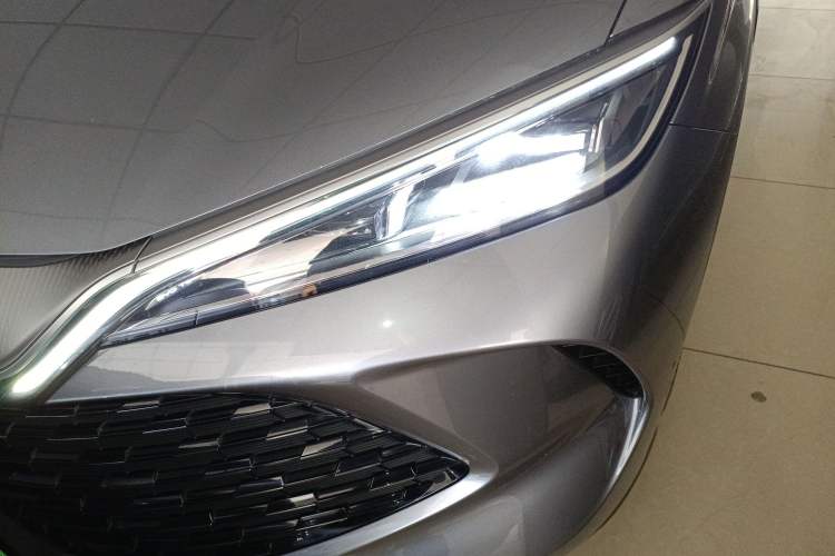 Used BYD Song L DM-i 2025 Intelligent Driving Version 160 km Excellence Edition Left Front Headlight