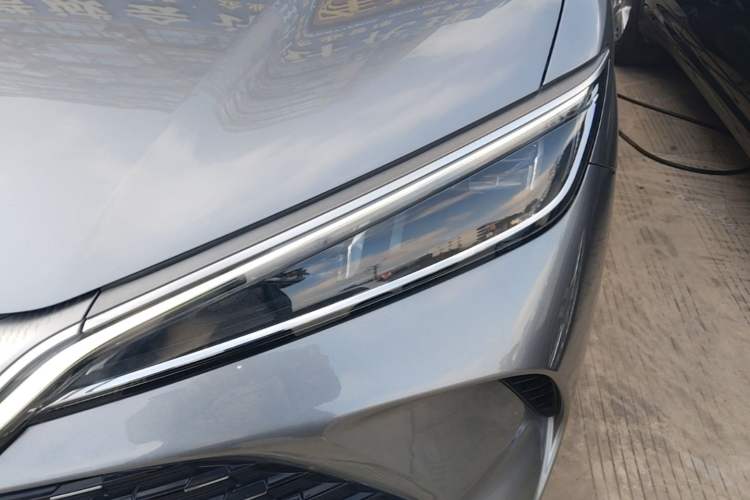 Used BYD Song L DM-i 2025 Intelligent Driving Version 112 km Beyond-Range Type Left Front Headlight