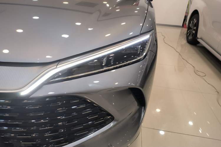Used BYD Song L DM-i 2025 Intelligent Driving Version 112 km Beyond-Range Type Left Front Headlight