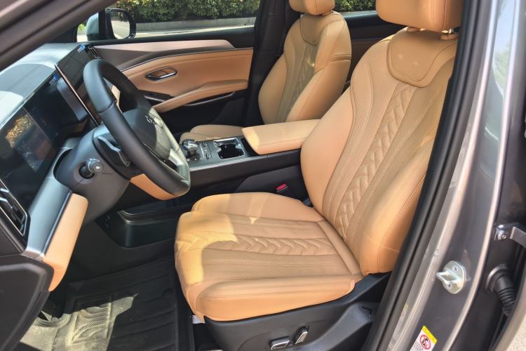 Used BYD Song L DM-i 2025 Intelligent Driving Version 160 km Beyond-Range Type Left Front Seat