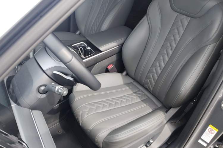 Used BYD Song L DM-i 2025 Intelligent Driving Version 160 km Beyond-Range Type Left Front Seat