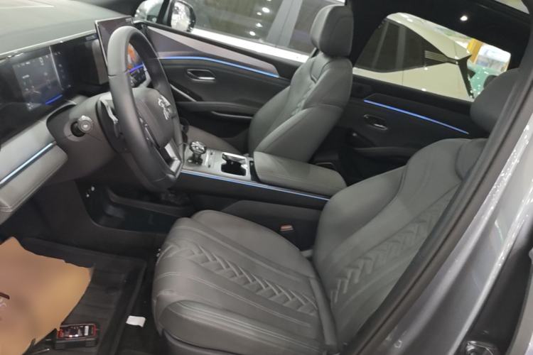 Used BYD Song L DM-i 2025 Intelligent Driving Version 160 km Beyond-Range Type Left Front Seat