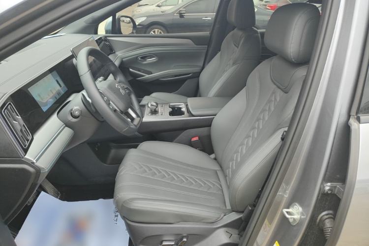 Used BYD Song L DM-i 2025 Intelligent Driving Version 160 km Beyond-Range Type Left Front Seat