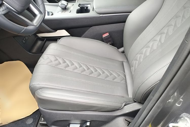 Used BYD Song L DM-i 2025 Intelligent Driving Version 160 km Beyond-Range Type Left Front Seat