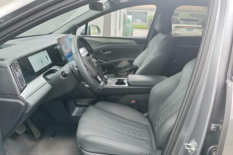 Used BYD Song L DM-i 2025 Intelligent Driving Version 160 km Excellence Edition Left Front Seat