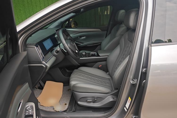 Used BYD Song L DM-i 2025 Intelligent Driving Version 112 km Beyond-Range Type Left Front Seat