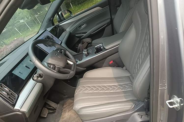 Used BYD Song L DM-i 2025 Intelligent Driving Version 160 km Excellence Edition Left Front Seat