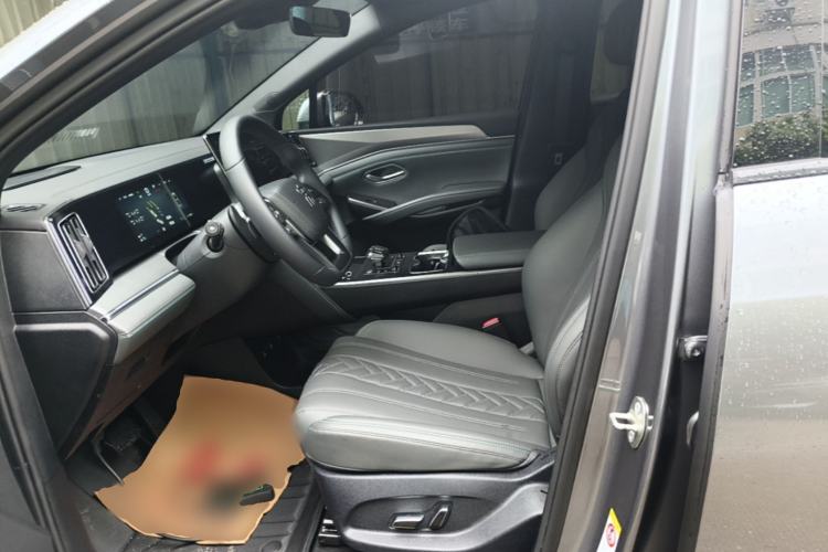 Used BYD Song L DM-i 2025 Intelligent Driving Version 112 km Beyond-Range Type Left Front Seat