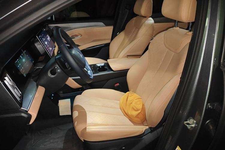 Used BYD Song L DM-i 2025 Intelligent Driving Version 112 km Leading Trim Left Front Seat