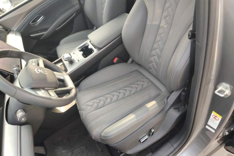 Used BYD Song L DM-i 2025 Intelligent Driving Version 112 km Beyond-Range Type Left Front Seat