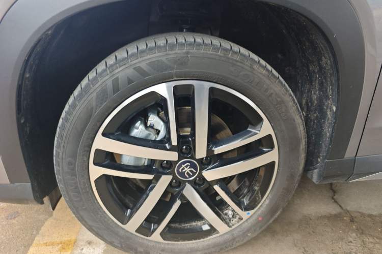 Used BYD Song L DM-i 2025 Intelligent Driving Version 112 km Beyond-Range Type Left Front Wheel Hub