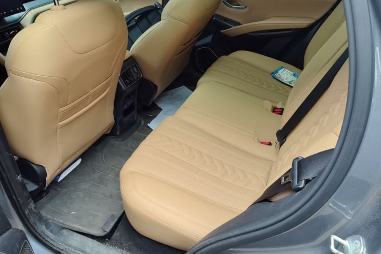Used BYD Song L DM-i 2025 Intelligent Driving Version 160 km Beyond-Range Type Left Rear Seat