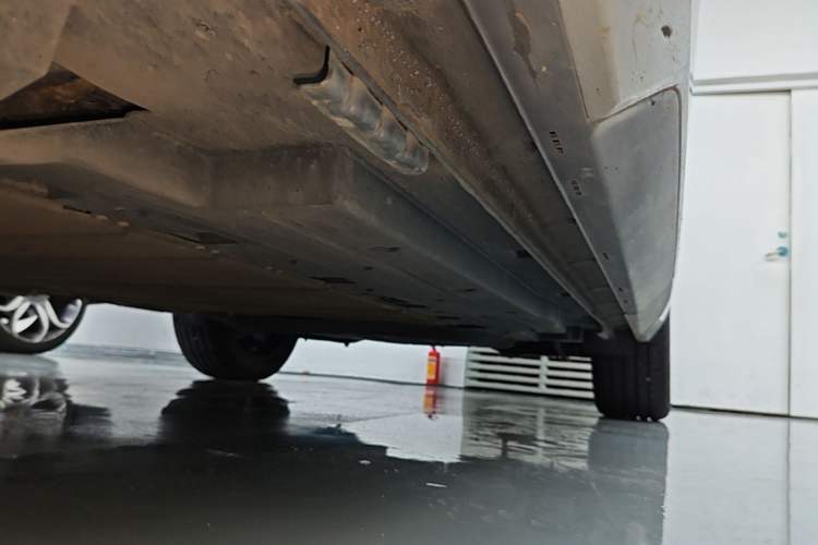 Used BYD Song L DM-i 2025 Intelligent Driving Version 160 km Beyond-Range Type Left Side Sill