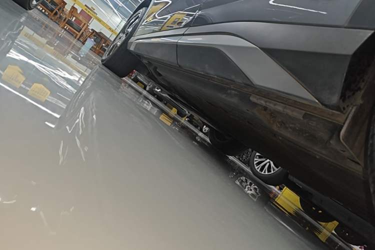 Used BYD Song L DM-i 2025 Intelligent Driving Version 160 km Beyond-Range Type Left Side Sill