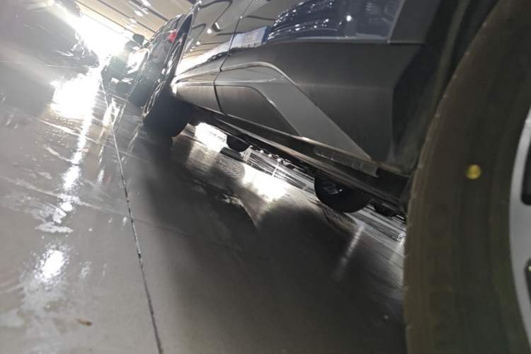 Used BYD Song L DM-i 2025 Intelligent Driving Version 112 km Leading Trim Left Side Sill