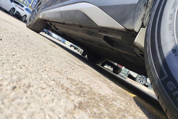 Used BYD Song L DM-i 2025 Intelligent Driving Version 160 km Excellence Edition Left Side Sill