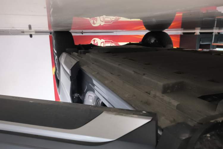 Used BYD Song L DM-i 2025 Intelligent Driving Version 112 km Beyond-Range Type Left Side Sill