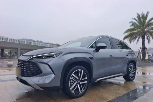 Used BYD Song L DM-i 2025 Intelligent Driving Version 112 km Beyond-Range Type