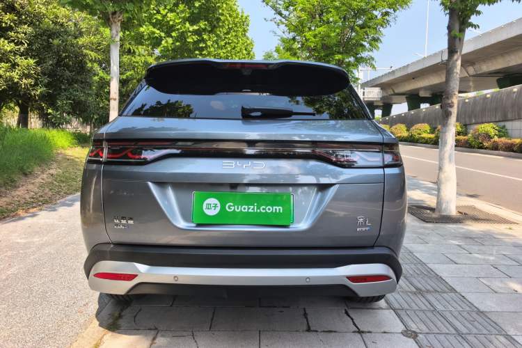 Used BYD Song L DM-i 2025 Intelligent Driving Version 160 km Beyond-Range Type Rear