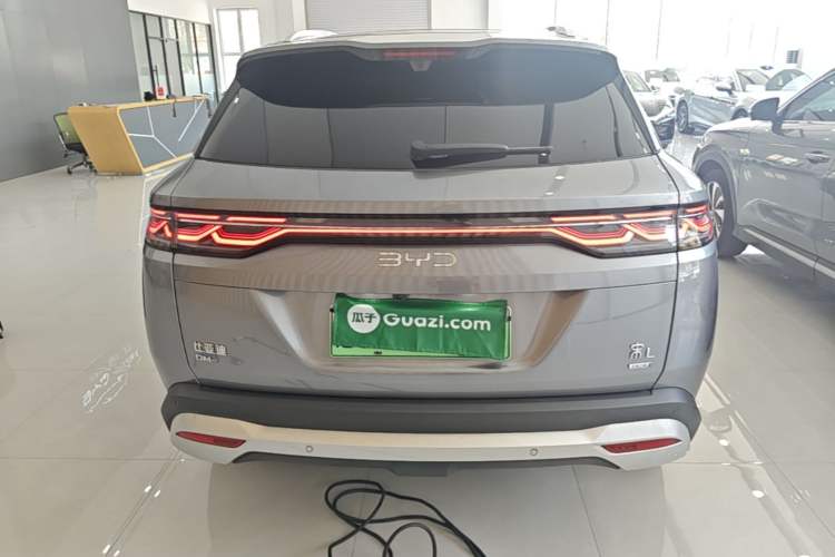 Used BYD Song L DM-i 2025 Intelligent Driving Version 112 km Leading Trim Rear