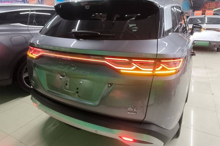 Used BYD Song L DM-i 2025 Intelligent Driving Version 160 km Excellence Edition Rear