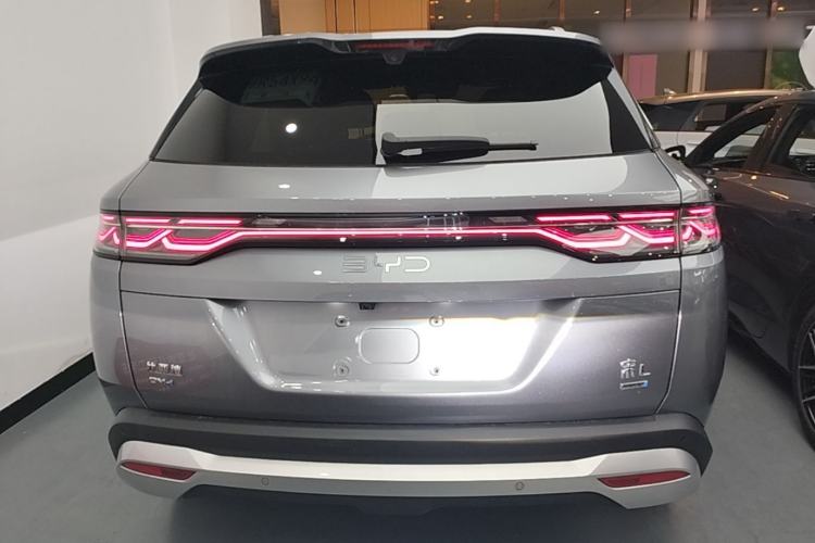 Used BYD Song L DM-i 2025 Intelligent Driving Version 160 km Beyond-Range Type Rear