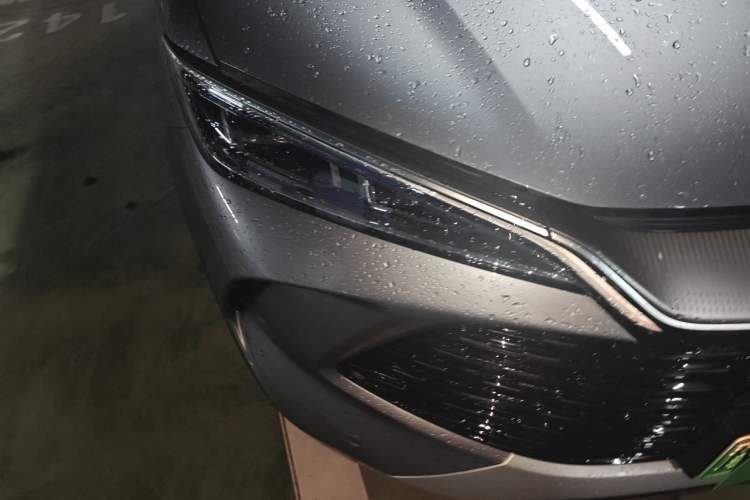 Used BYD Song L DM-i 2025 Intelligent Driving Version 112 km Leading Trim Right Front Headlight
